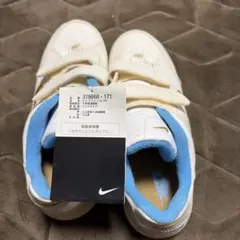Nike スニーカー ホワイト/ブルー ベルクロ　子供用運動靴