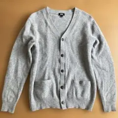 プレミアムラムVネックカーディガン　グレー　ユニクロ