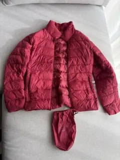 【UNIQLO】　ウルトラライトダウンジャケット、収納袋付き