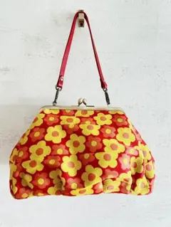 赤と黄色の花柄がま口バッグ　　ポーチ付