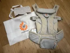 エルゴ　オムニブリーズ　 サンドベージュ