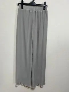ローリーズファーム　グレー プリーツ ワイドパンツ