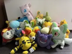 ポケモン ぬいぐるみ13種類まとめ売り - メルカリ