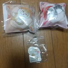 mofusand×くら寿司 クッションチャーム２個・アクリルステッカー1個