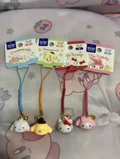 サンリオキャラクター　マスコットストラップ　４種類セット　キーホルダー　サンリオ