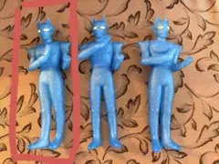 ウルトラマンシリーズ 青色フィギュア 1体