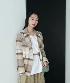LILYBLOWNチェック柄ダブルブレストジャケットのサムネイル