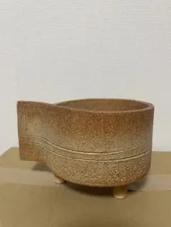 陶器 花器 フラワーベース 3本足 砂岩風のサムネイル