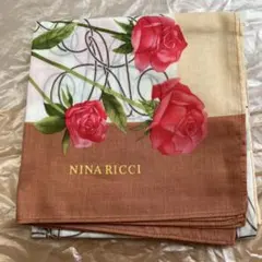 NINA RICCI バラ柄 ハンカチ　かなり大判56㎝