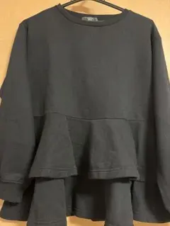 フリル　裏起毛スウェット トップス