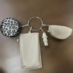 レオパード柄 スマホショルダーバッグ　ベージュ　小物入れ　ポーチ