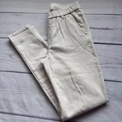 フェリシモ スキニーパンツ