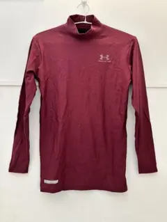 Under Armour エンジ　タートルネック アンダーシャツ