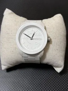 【美品】DIESEL ディーゼル DZ1436 オールホワイト 腕時計 稼働○