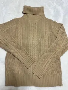 Relation ベージュ タートルネックセーター
