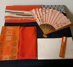 朱色系 茶道具6点セット［帛紗ばさみ、古帛紗、帛紗、扇子、楊枝、懐紙］