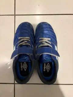 Umbro アンブロ　サッカーシューズ ベロクロ　22cm ブルー　青