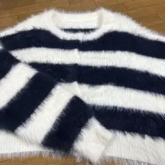 ストライプ柄フード付きニットセーター