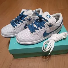 NIKE SB DUNK LOW Graph Paper