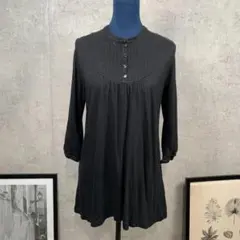 UNIQLO ニット セーター ノーカラー M ブラック 無地 薄手 春秋