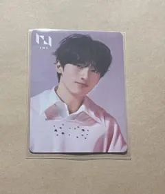 Item thumbnail for item 05595c65-1b9d-4fd5-86ee-5c4cfc4be393