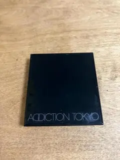 ADDICTION TOKYO コンシーラーパレット Ivory001のサムネイル