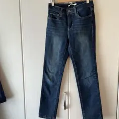 Levi's ダークブルースキニーデニム