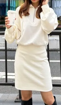 新品イングINGNIオフ白色裏起毛スウェットハーフZIPチュニックワンピースM