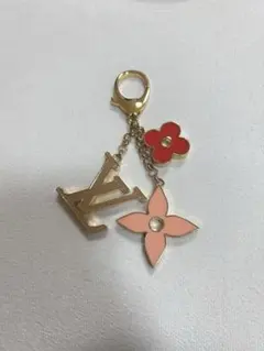 ルイヴィトン ポルトクレ パンピーユ キーホルダー ルージュ バッグ