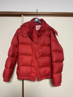 リーバイスフード付きダウンジャケット赤