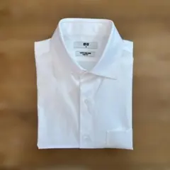 ユニクロ　スーパーノンアイロンスリムシャツ　レギュラー　M