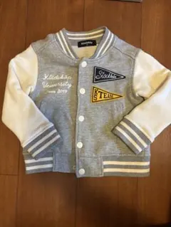 klädskaap アウター　スタジャン　90サイズ