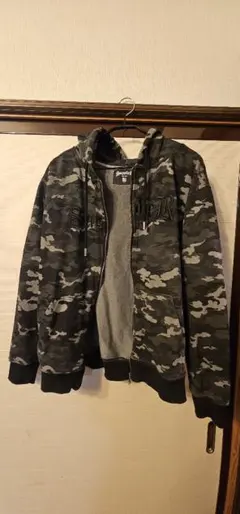 supplier パーカー