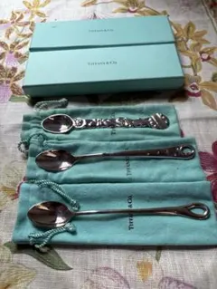 TIFFANY & Co. デミタススプーン English King 純銀 - メルカリ