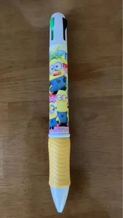 ミニオンズどデカいボールペンのサムネイル