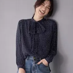 《タグ付き未使用品》any FAM 【洗濯機可】２ＷＡＹボウタイブラウス　ドット