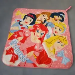 ディズニー プリンセス ループ付きタオル