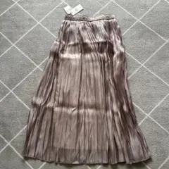 定価¥9350 シャイニー￼プリーツスカート