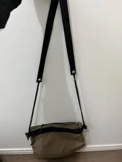 フレドリックパッカーズ　サコッシュ