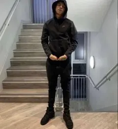 NIKE テックフリース　パーカー　パンツセットアップ　黒　ブラック　Mサイズ