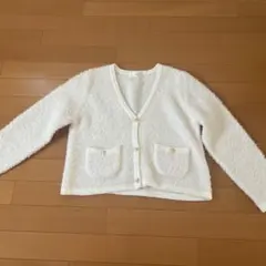 白カーディガンのサムネイル