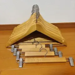 【超メルカル市SALE】木製衣類ハンガーセット