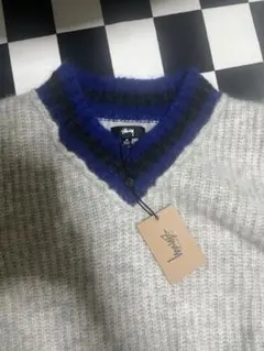 Stussy Vネック ニット セーター グレー Mのサムネイル