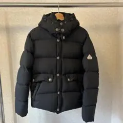 ピレネックス ダウンジャケット