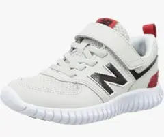21.0 new balance PV57F 幅広スニーカー