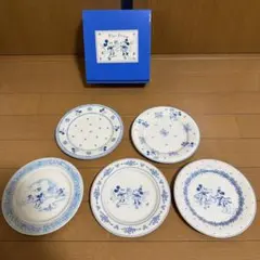 ディズニー　ミッキー　ミニー　ケーキ皿 5枚セット　新品　箱付き　三郷陶器のサムネイル