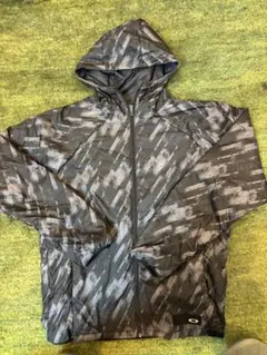 ゆ*か様 OAKLEY カモフラージュ フード付きジャケット - メルカリ