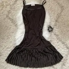 フェアリーグランジ キャミワンピ マキシ丈 ドッキング プリーツ ダークコア