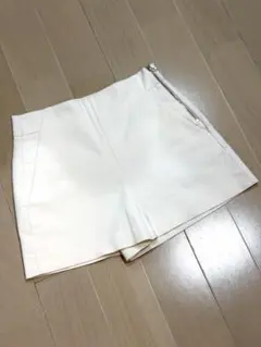 zara woman ショートパンツ