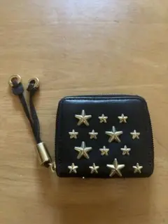 GIVENCHY コインケース ブラック スタッズ ラウンド シルバー - メルカリ